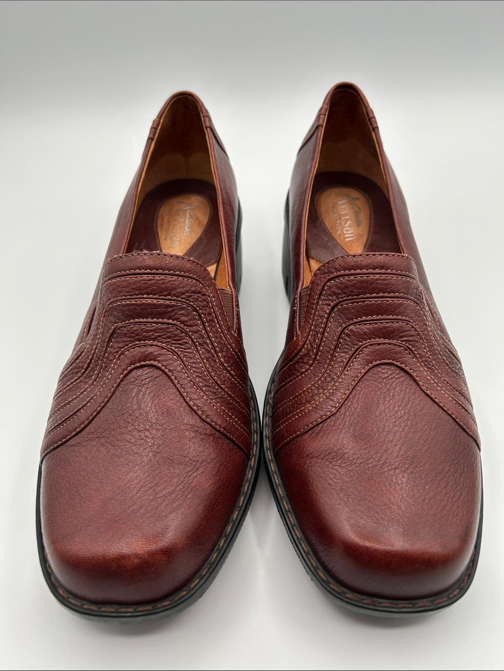 Clarks Artisan Collection Women's Burgundy Leather Slip-On Mules/Clogs - Picture 4 of 12